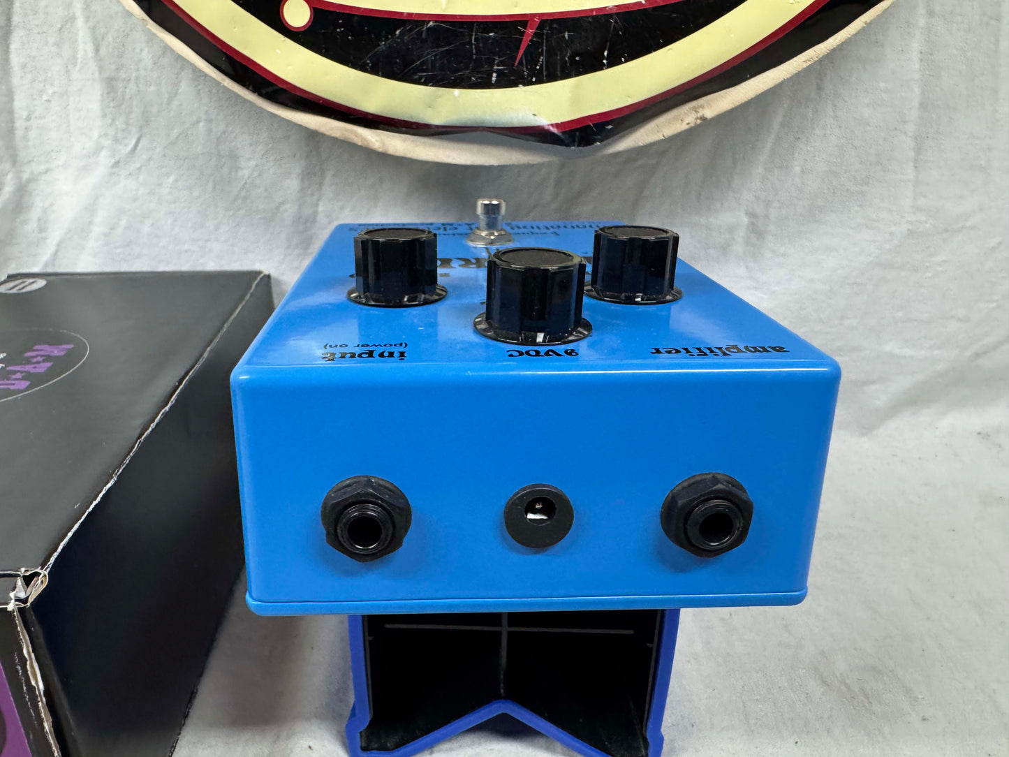 D*A*M Differential Audio Manifestationz x Emanating Fist Electronics Limited Edition DP-77 dp77 Dope Priest Frequency Sustainer Muffy Fuzz Pedal with Box - Limited Blue Colorway