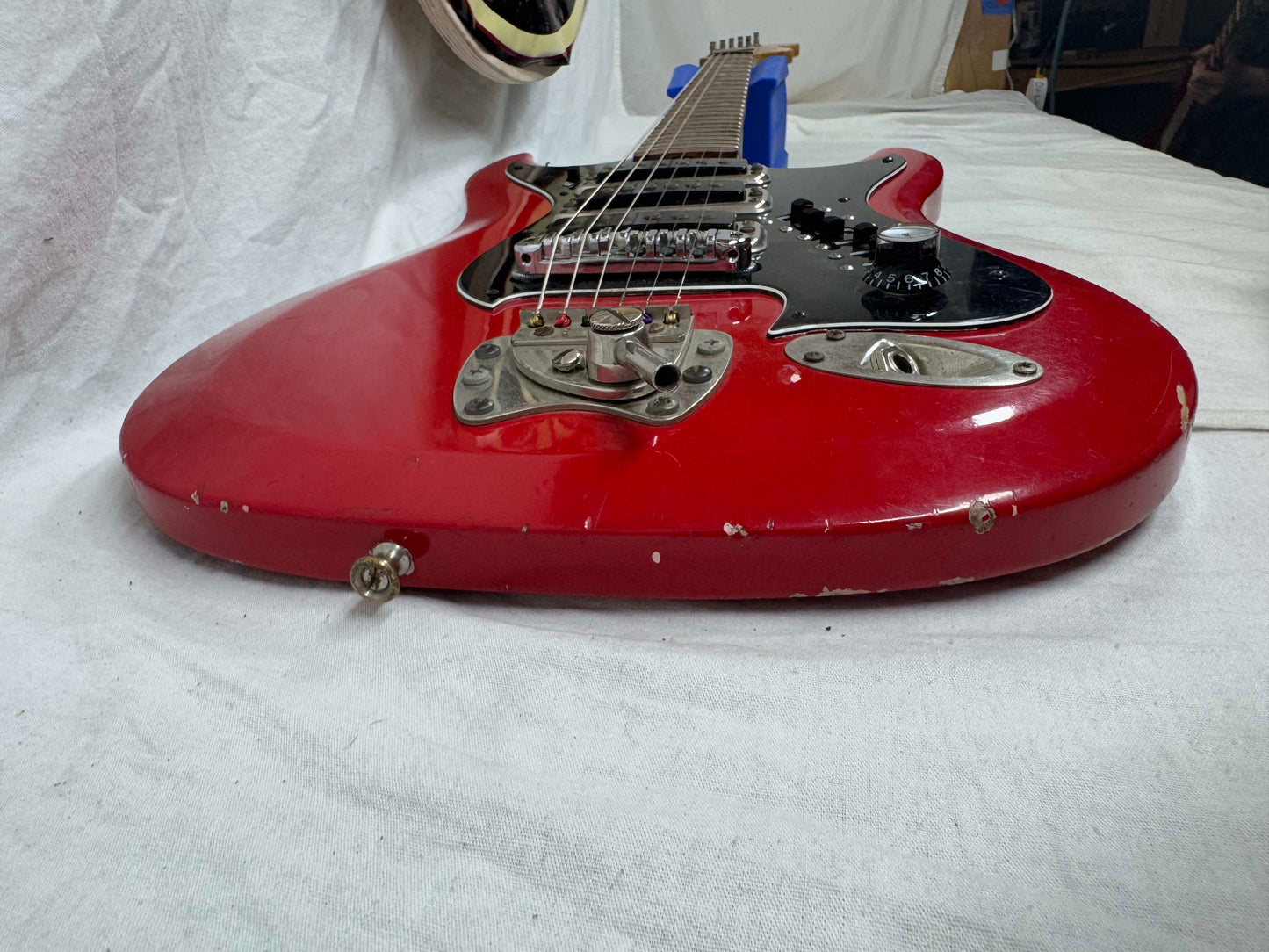 Hagstrom III 3 Guitar Vintage - Red