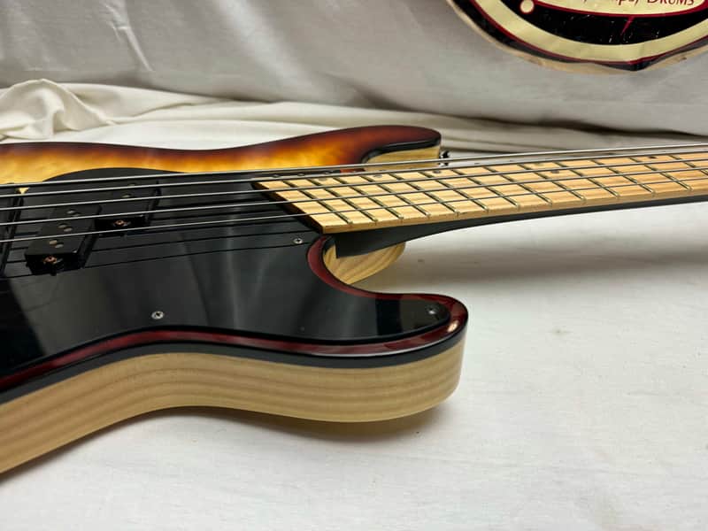 Halo Custom Guitars Custom Shop Clarus 5 Multiscale multi-scale Fanned Fret 5-string Bass - Image 7