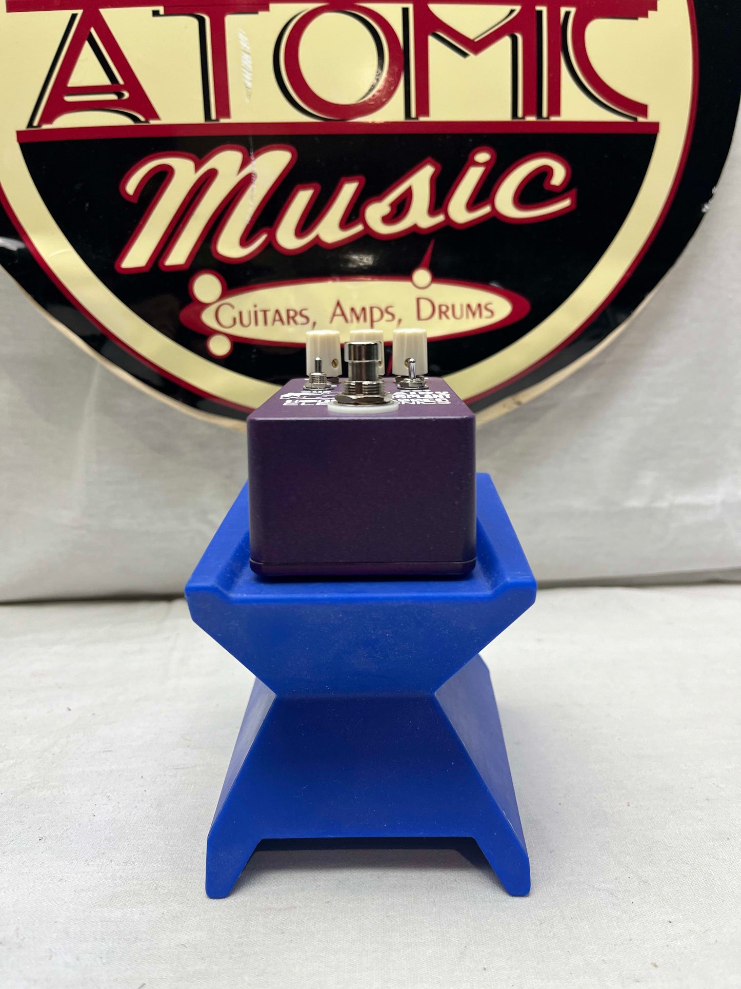 Hochstrasser Electronics Hairy Eggplant Octave Fuzz Pedal