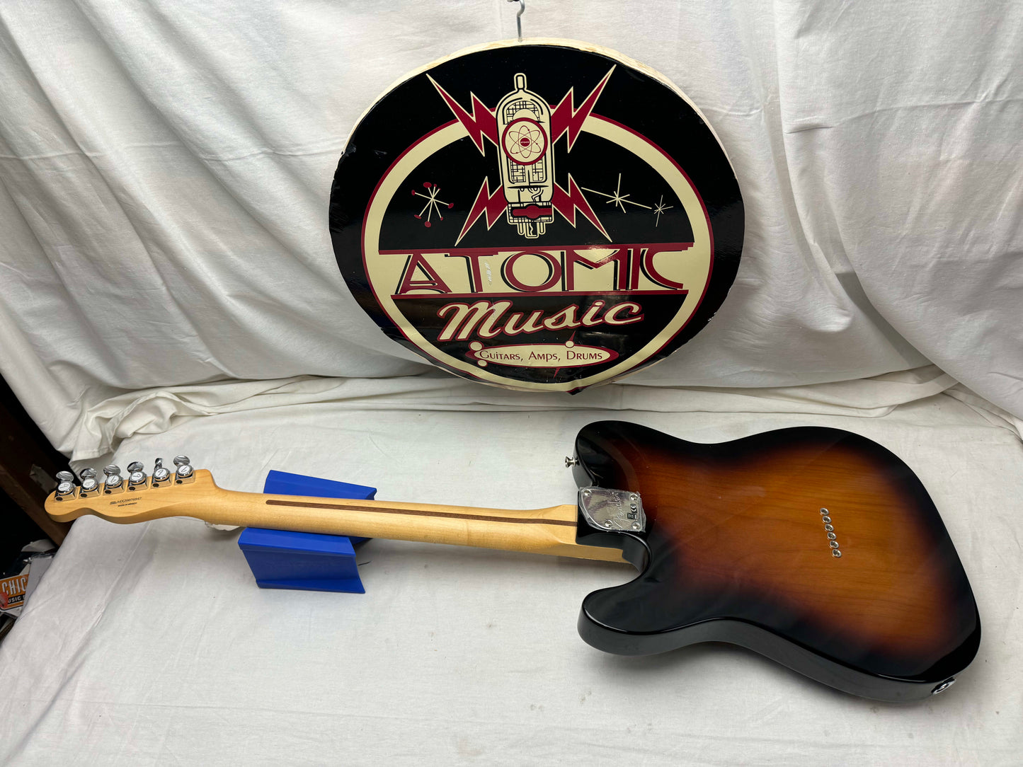 Fender Deluxe Nashville Telecaster Guitar 2020 - 2-Color Sunburst / Maple neck