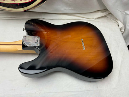 Fender Deluxe Nashville Telecaster Guitar 2020 - 2-Color Sunburst / Maple neck