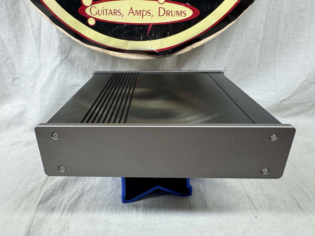 TEAC UD-301 ud301 Dual-Monaural D/A Converter with USB Streaming DAC Digital to Analog Converter Headphone Amp