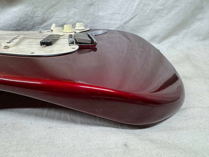 Fender American Standard Stratocaster Guitar 1995 - Candy Apple Red / Maple neck