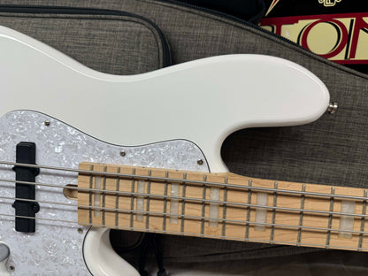 Cort Elrick NJS 4 njs4 4-string Bass with Gig Bag 2022 - White