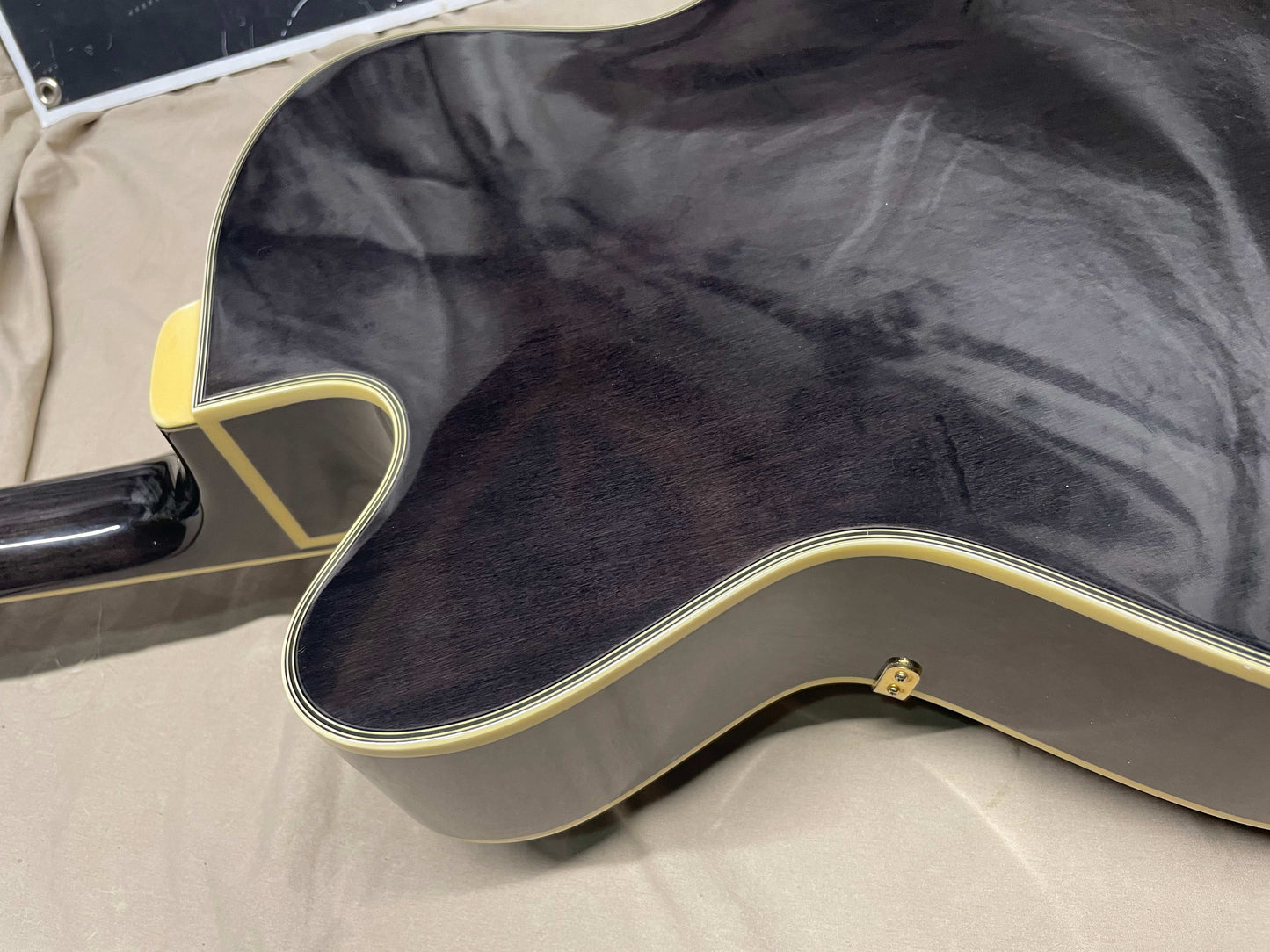 Samick HFRG-302 Archtop Hollowbody Jazzbox Guitar