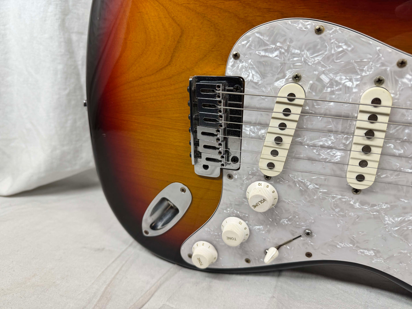 ESP Custom Guitars Standard Series Vintage Plus S-style Guitar - Sunburst