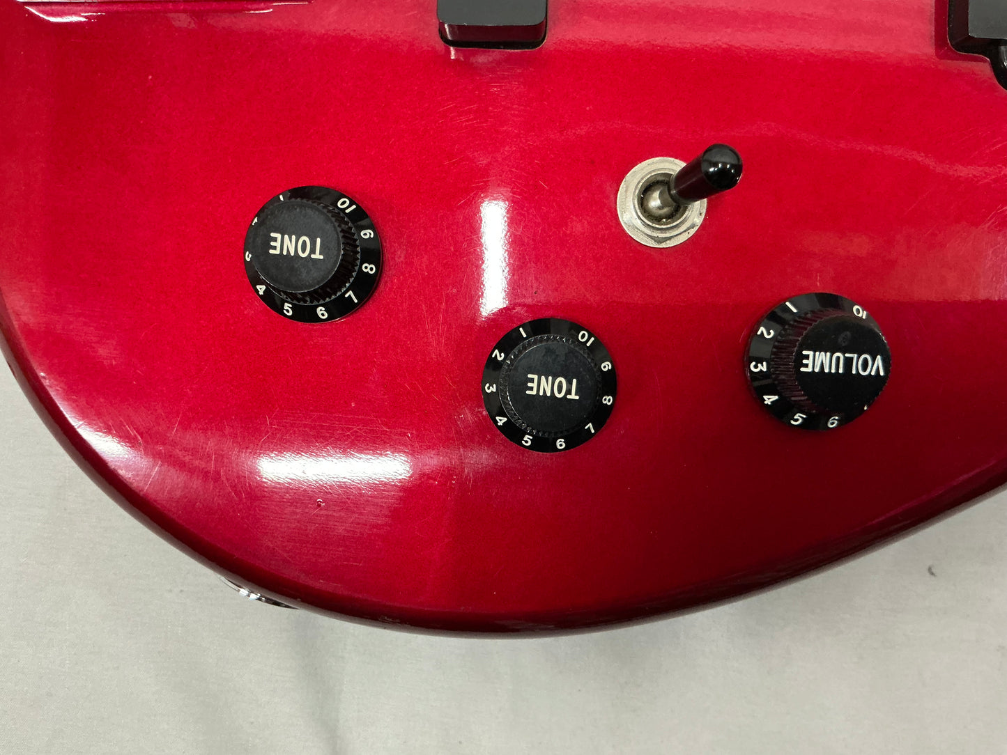 Kramer Striker 700ST Bass Guitar - Red