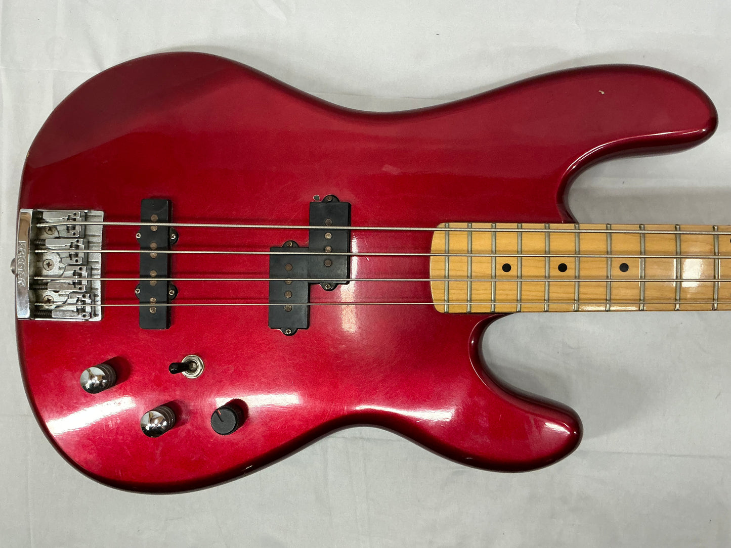 Kramer Striker 700ST Bass Guitar - Red MISSING NECK STRAP STUD
