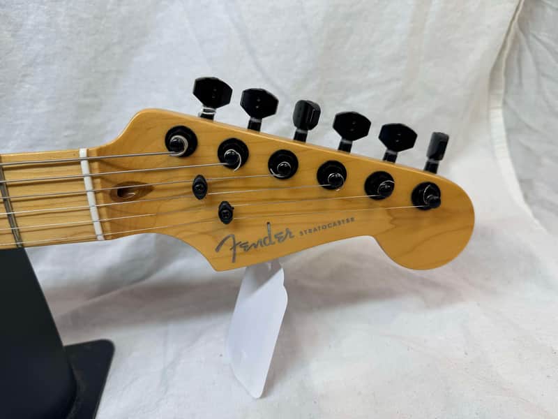 Parts 2012 Fender American Deluxe Stratocaster Neck on Unknown Body with SKB Case - Image 7