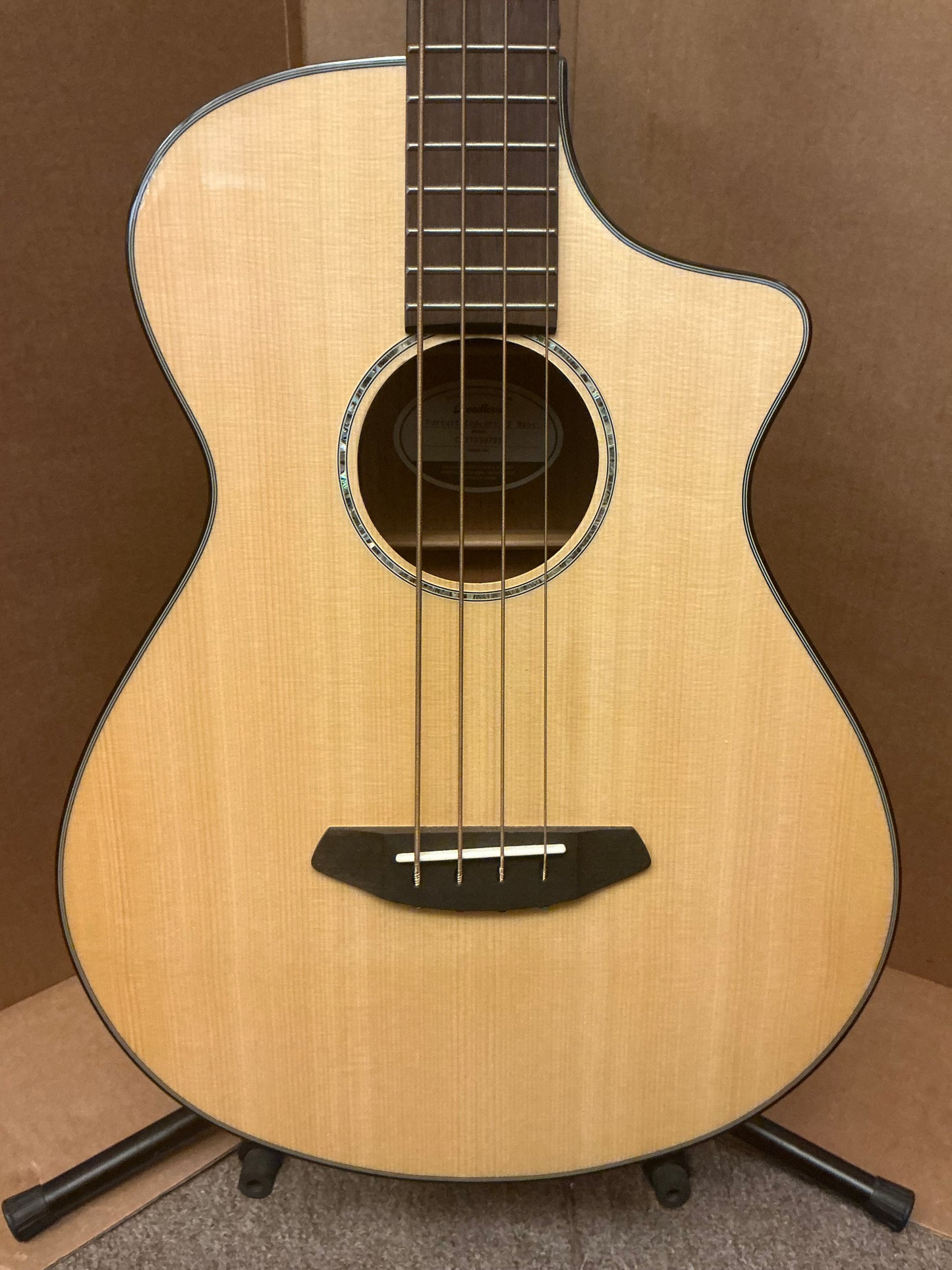 Breedlove Pursuit Concert CE Acoustic Bass Guitar