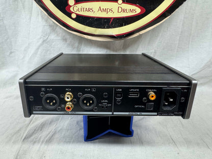 TEAC UD-301 ud301 Dual-Monaural D/A Converter with USB Streaming DAC Digital to Analog Converter Headphone Amp