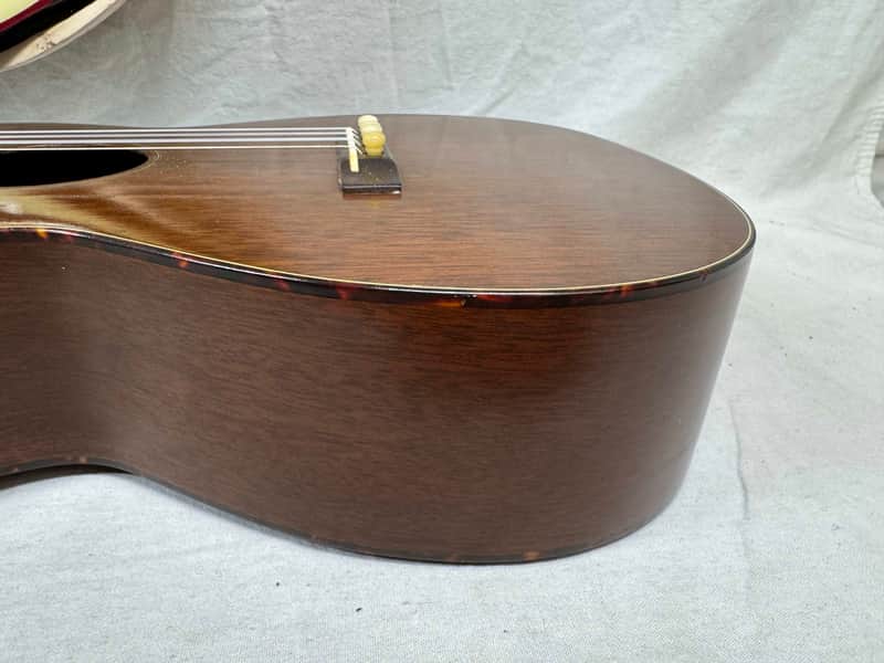 Martin Style 51 Mahogany Baritone Ukulele with Case - replaced tuners - Image 20