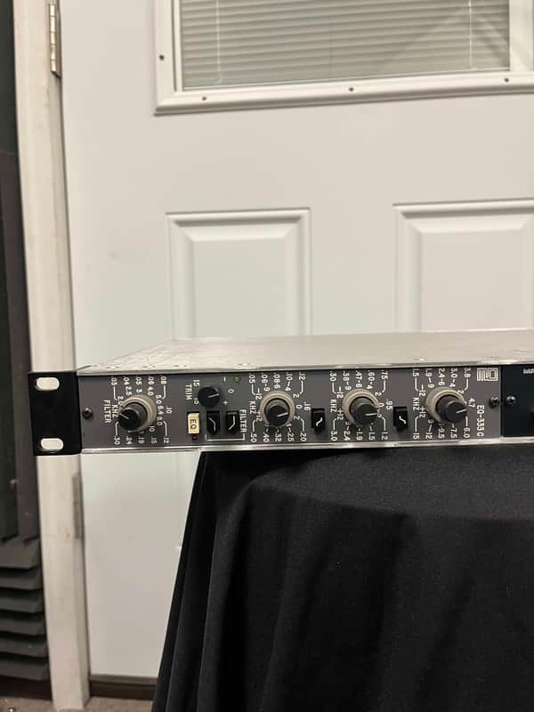 Quad Eight Electronics EQ-333c & MP-227di Equalizer + Microphone Preamp Modular Rack System *PAIR* with Power Supply - Image 17