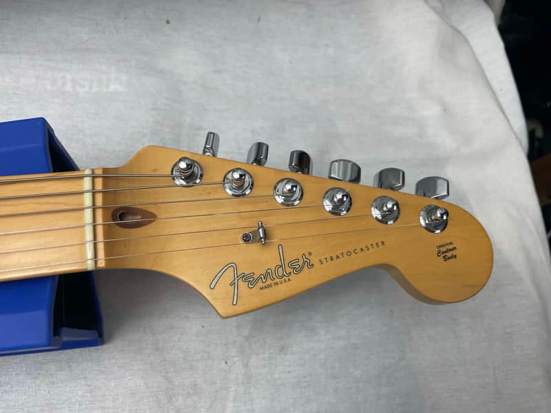 Fender American Standard Stratocaster Guitar with Lace Sensor pickups + Case - Image 11