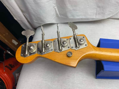 Fender American Jazz Bass '62 Reissue 4-string J-bass with Case - Image 16
