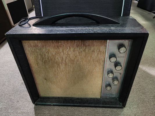 Silvertone Model 1472 10-Watt 1x12 Guitar Combo 1960s - Local Pickup Only
