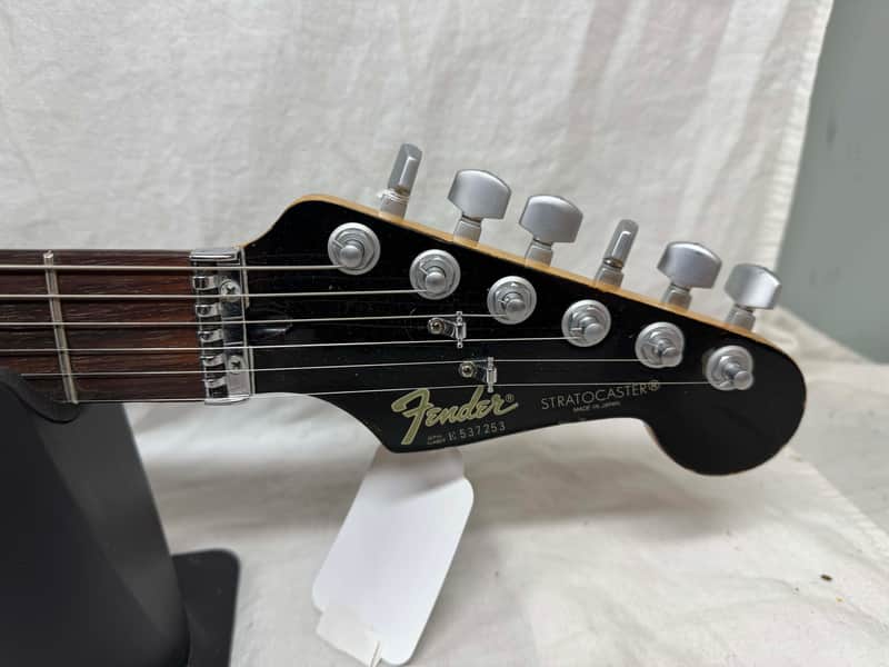 Fender E Series Deluxe Stratocaster HSS Guitar with S1 Tremolo - MIJ Made In Japan - Image 6