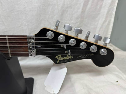 Fender E Series Deluxe Stratocaster HSS Guitar with S1 Tremolo - MIJ Made In Japan - Image 6