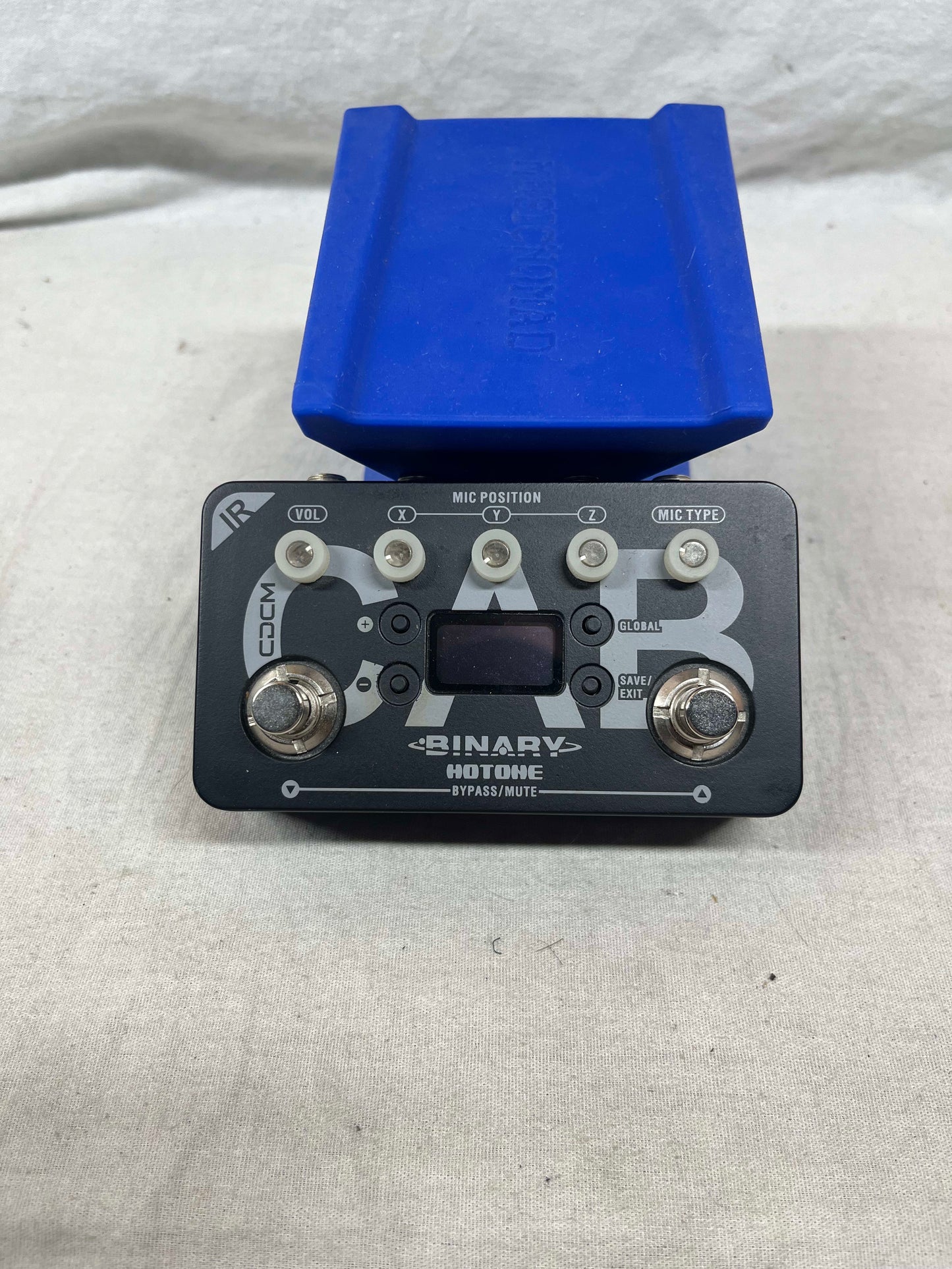 Hotone Binary IR Cab Impulse Response Cabinet Simulator Effects Pedal with Box