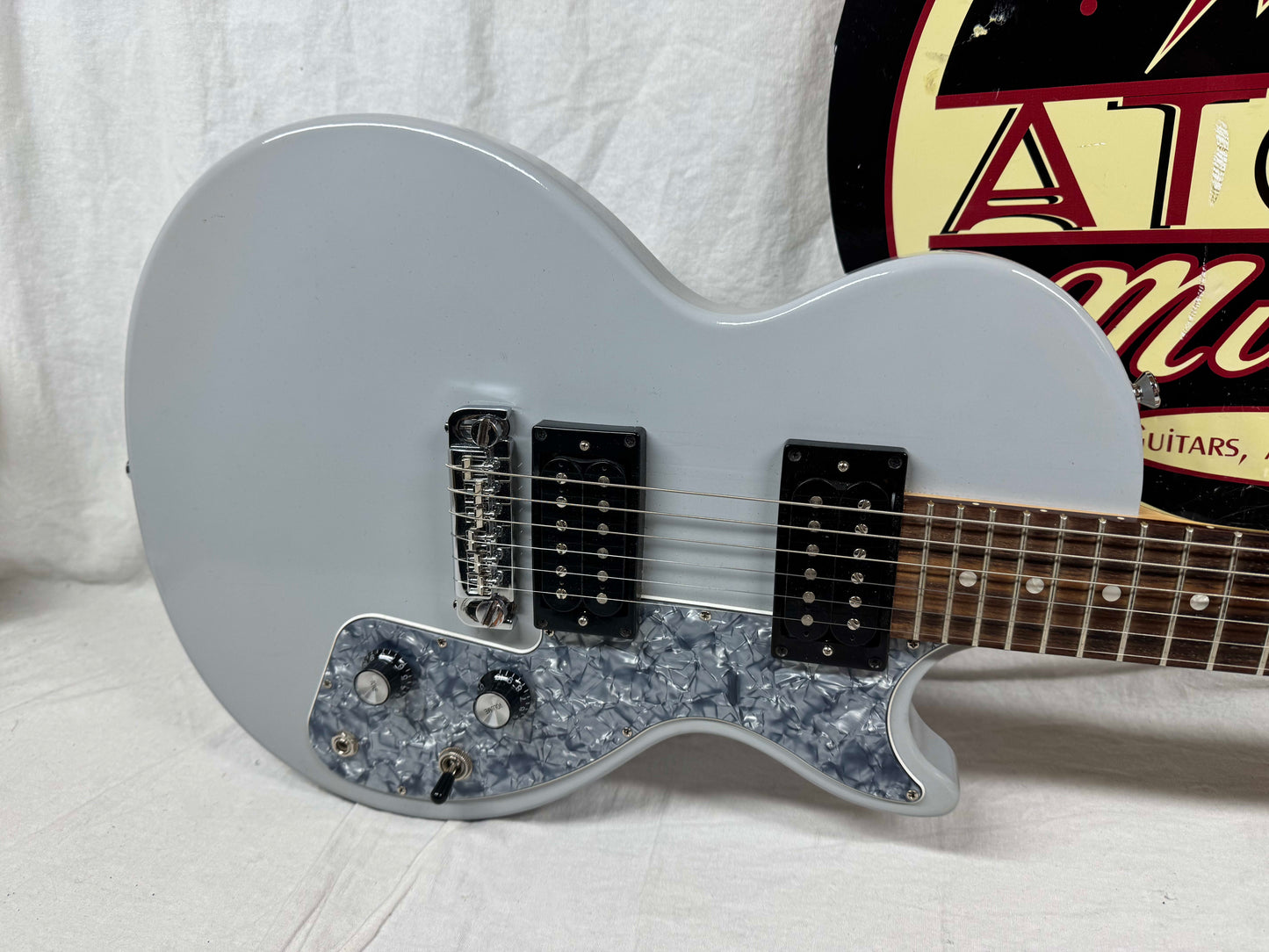 Gibson S-Series M2 Melody Maker Guitar 2017 - Phantom Grey