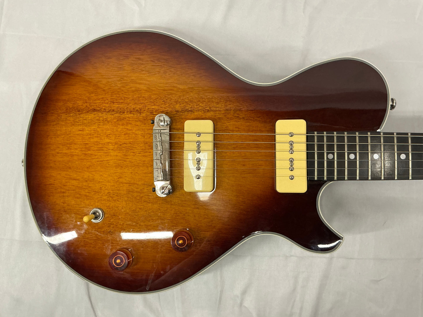 Michael Kelly Patriot Special Electric Guitar - Tobacco Burst