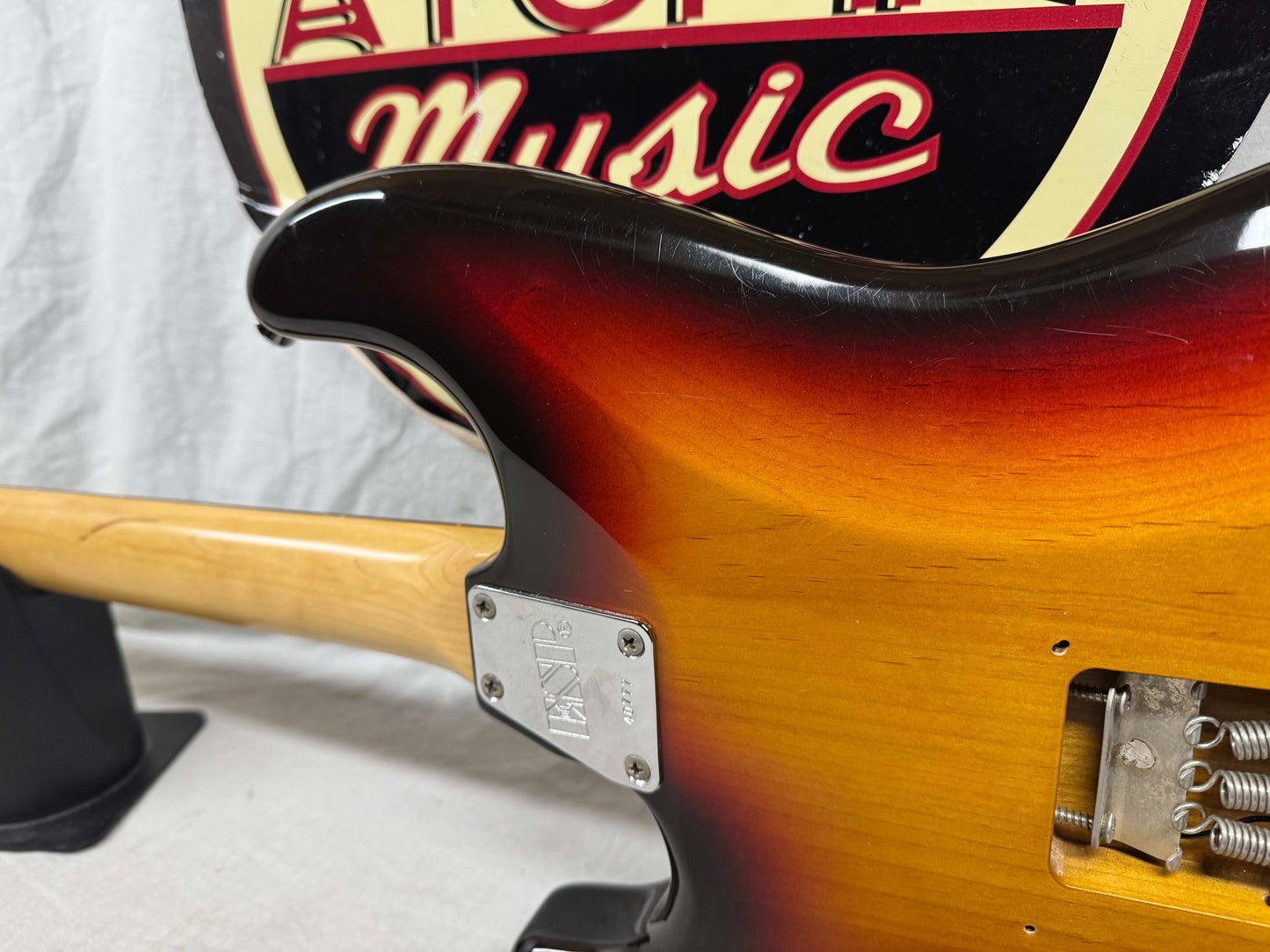 ESP Custom Guitars Standard Series Vintage Plus S-style Guitar - Sunburst