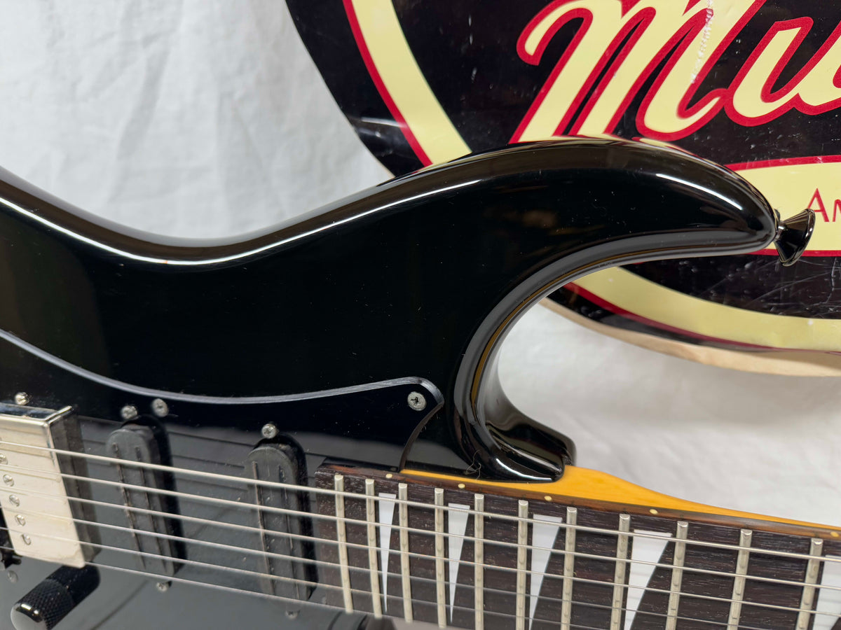 Charvel Ark Series AR-090-SSH Guitar with Case 1990s - MIJ Made In Japan - Black