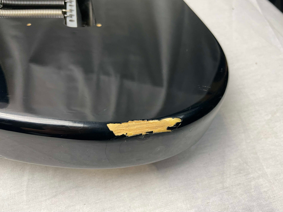 Fender American Standard Stratocaster Guitar 1993 - Black / Maple neck