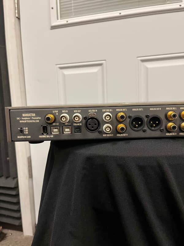 Mytek Digital Manhattan Bridge DAC Analog to Digital Audio Converter Headphone Amp Microphone Preamp Rack - Image 4