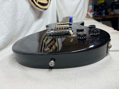 Gibson Les Paul Invader Guitar 1983