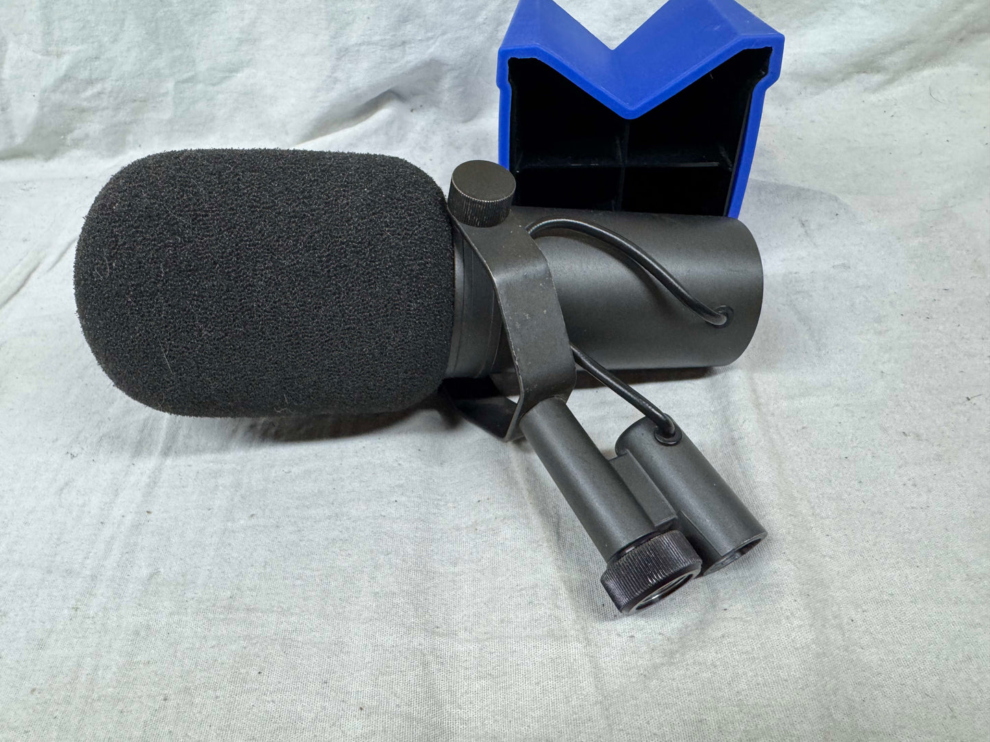 Shure SM-7 sm7 (*not* sm-7b) Dynamic Microphone 1980s