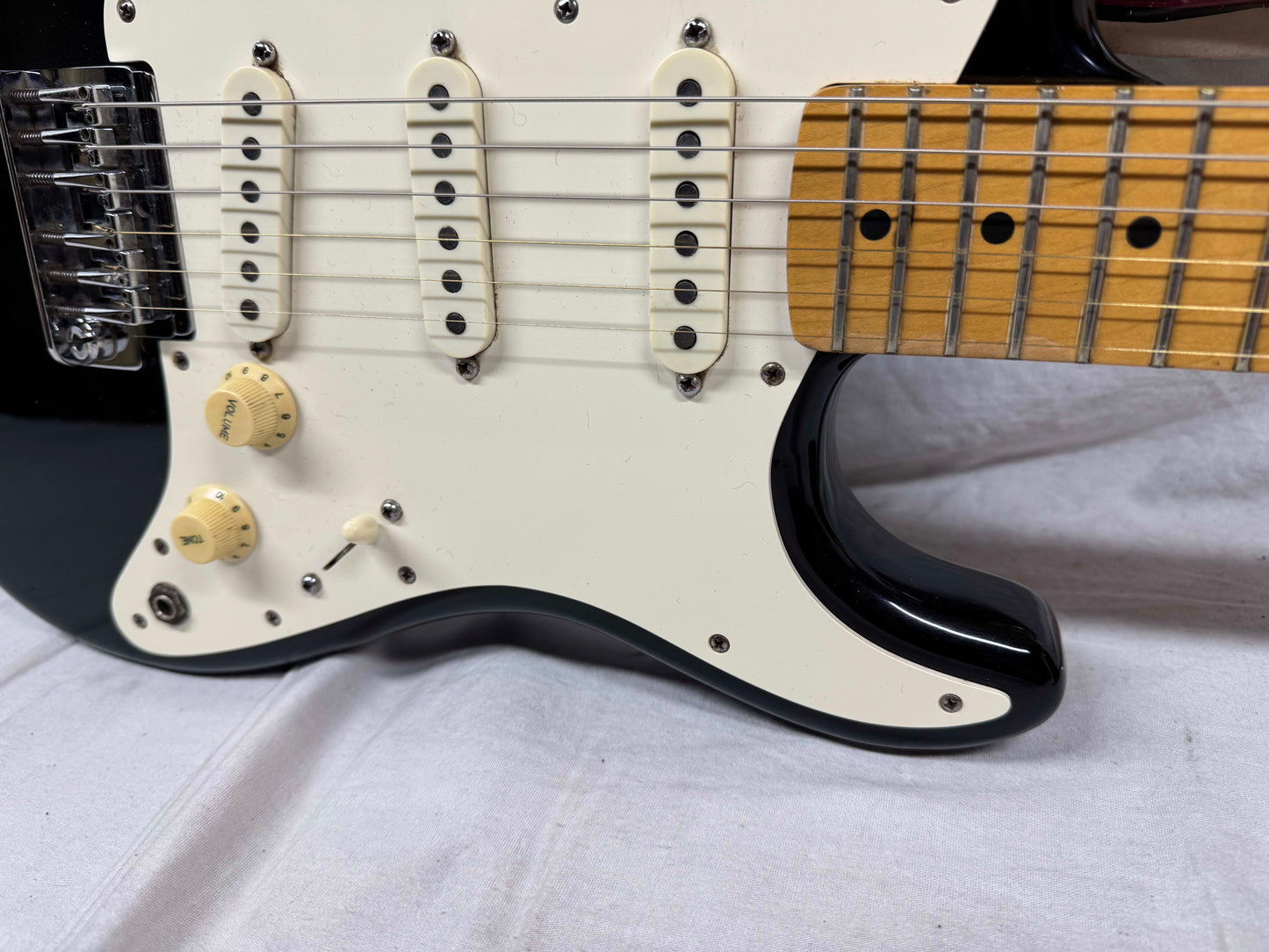 Fender USA Dan Smith era Stratocaster Guitar with Case 1983 - Black / Maple neck