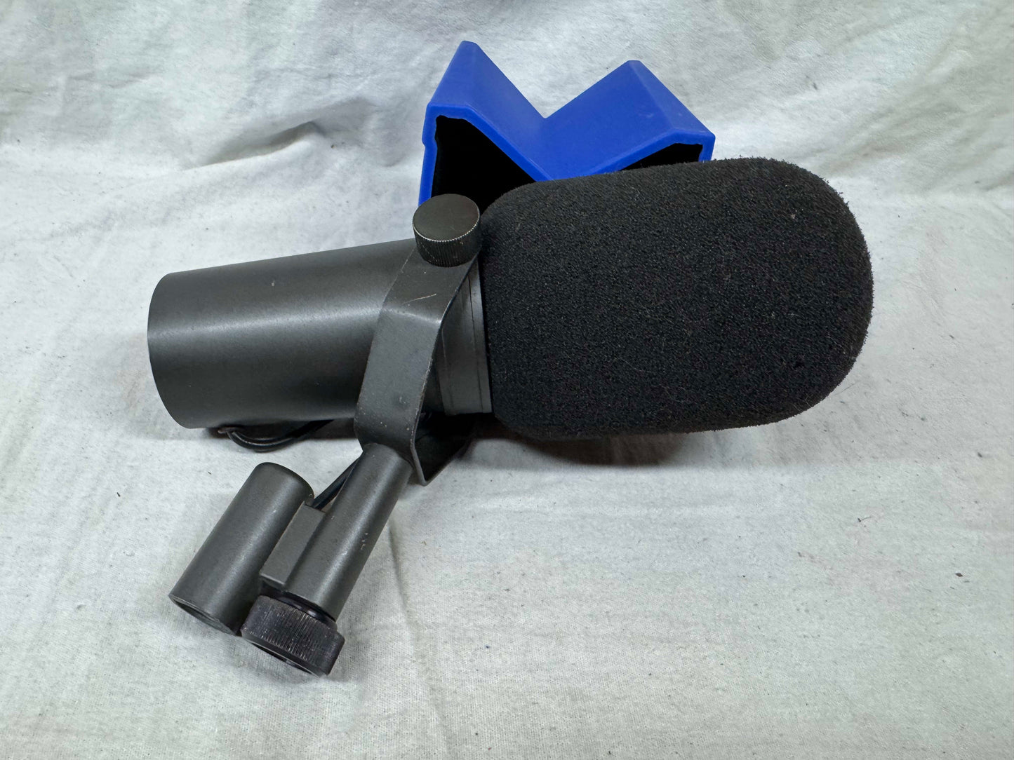 Shure SM-7 sm7 (*not* sm-7b) Dynamic Microphone 1980s