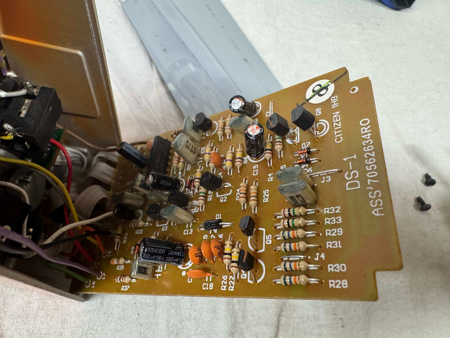Boss DS-1 Distortion Pedal - missing 1 knob - JRC J001 OpAmp Chip 2008