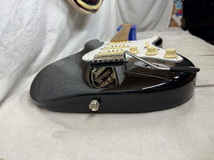 Fender Jimi Hendrix Stratocaster Guitar 2015 - Black / Maple neck