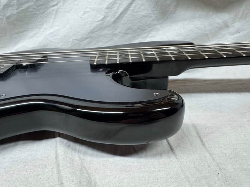ESP The Surveyor P/J-style 4-string Bass -- MIJ Made In Japan - Image 14