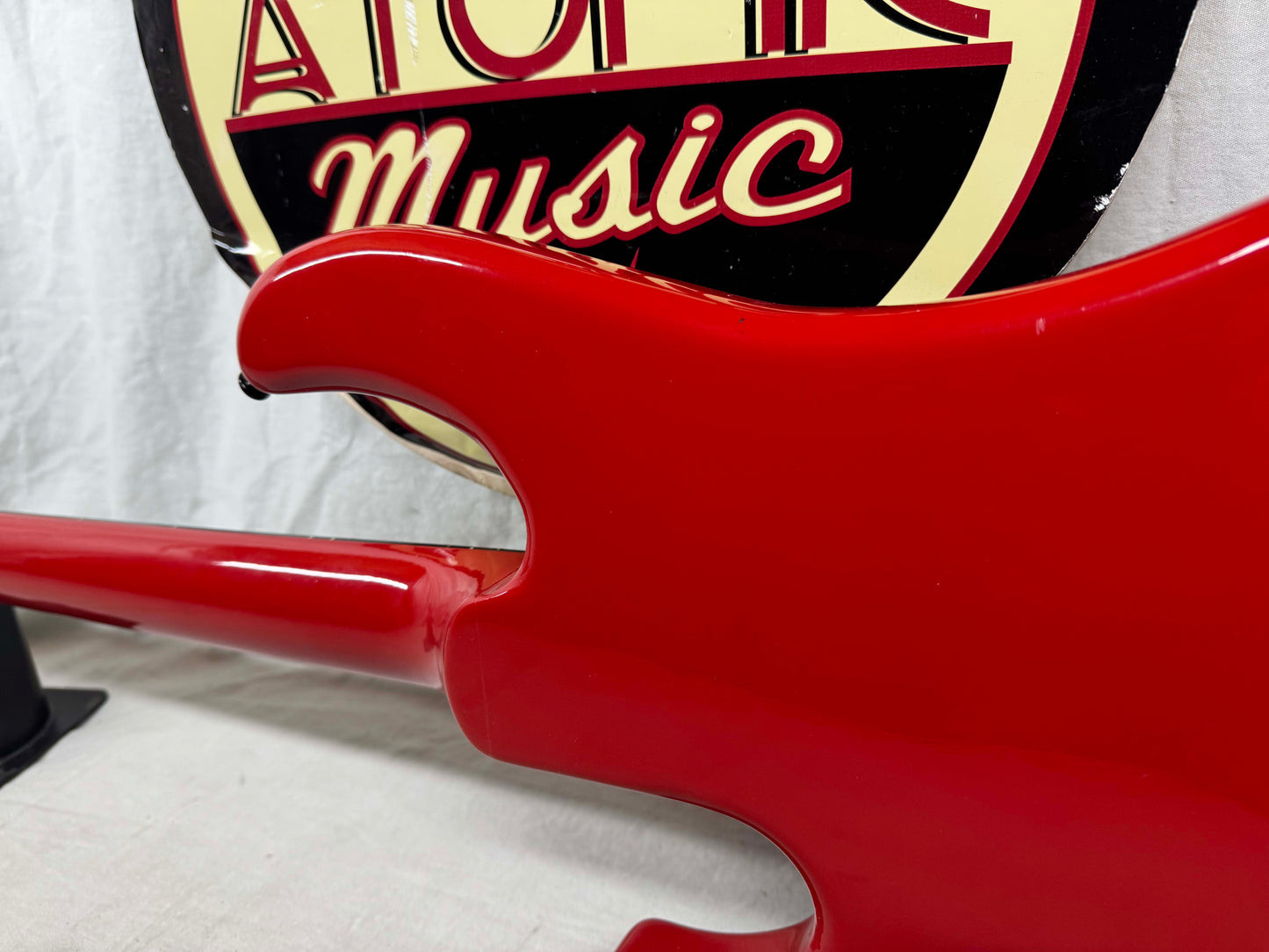Gibson Bass IV 4-string Bass with Case 1987 - Red