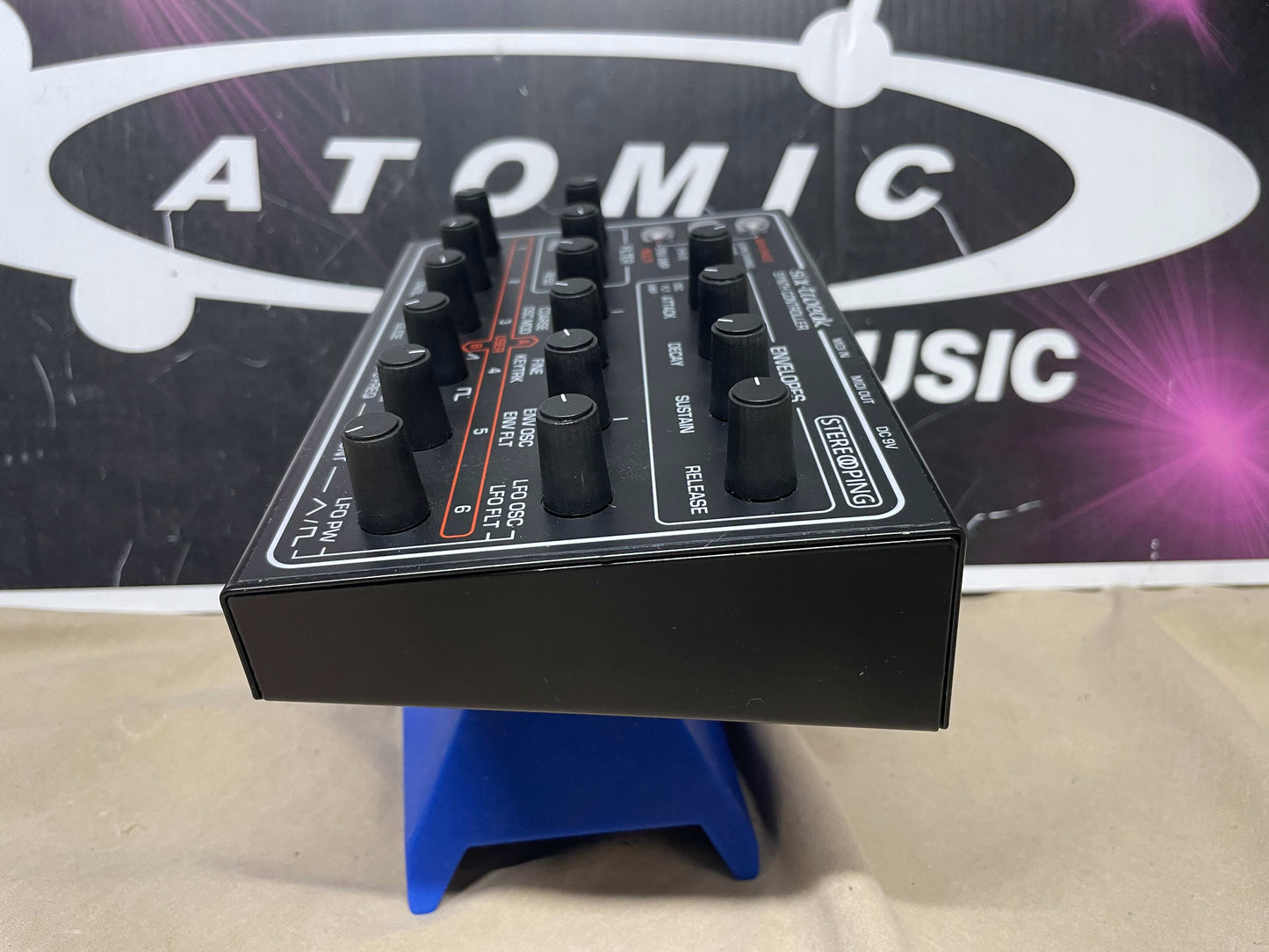 Stereoping CE-1 Six-Tweak Synthesizer MIDI Controller for Sequential Circuits SCI Six Trak 2015