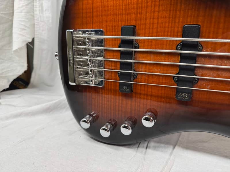 Warwick Rock Bass rockbass Corvette 5-string Bass - Image 4