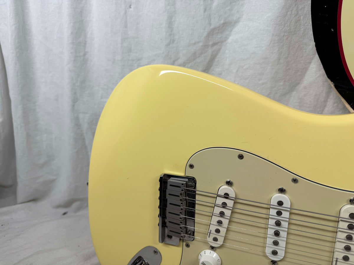 Fender Yngwie Malmsteen Signature Stratocaster Guitar with Case - signed! 1992 - Vintage White / Maple neck