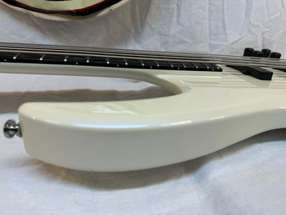 Carvin LB76 LB-76 6-string Bass with Case - s/n 43381 - Pearloid White
