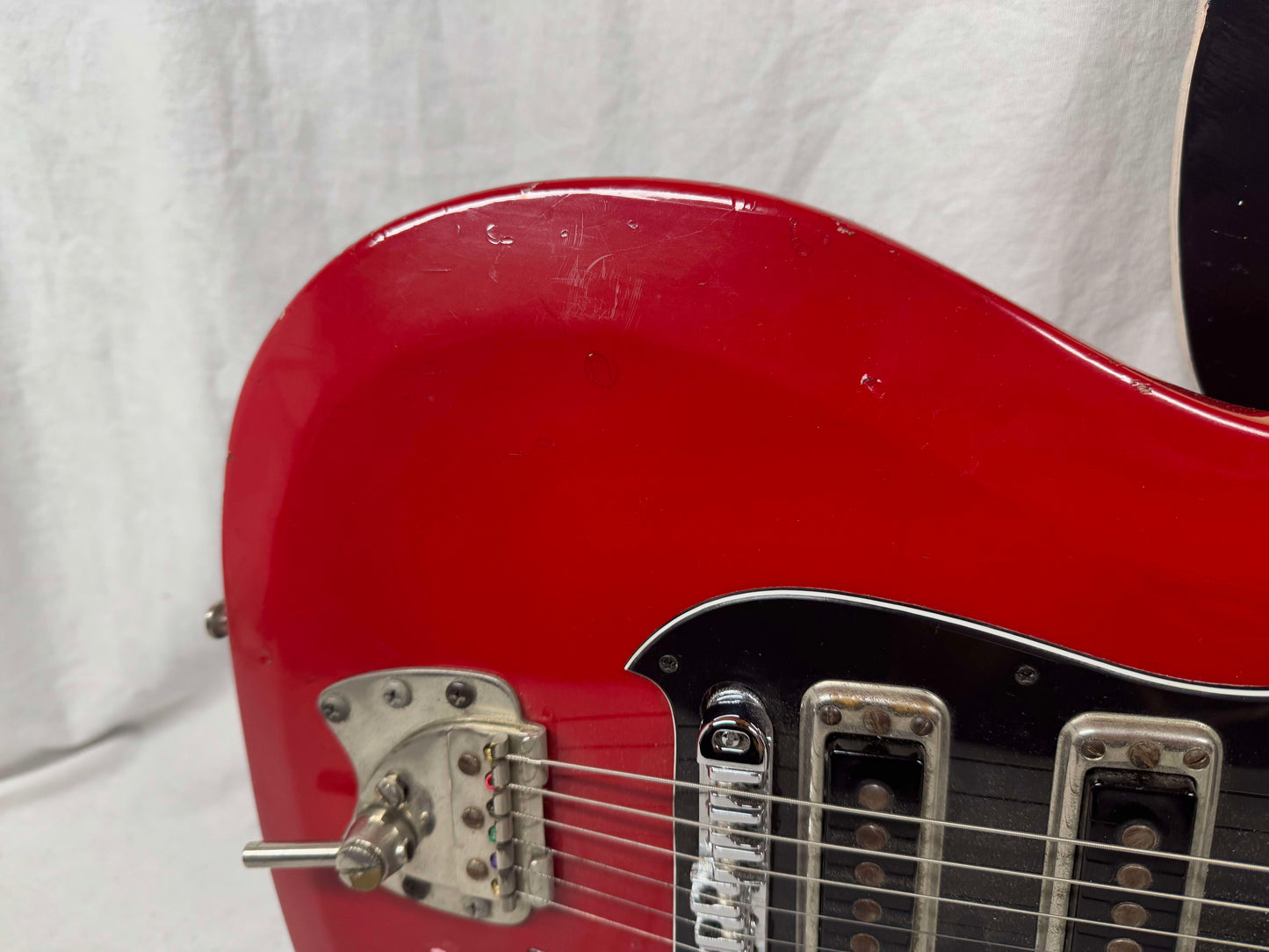 Hagstrom III 3 Guitar Vintage - Red