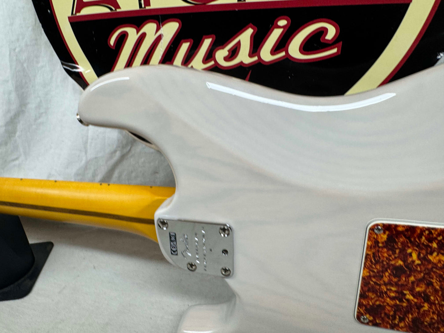 Fender USA Parts Stratocaster Guitar - Deep C shape American Professional II neck on American Professional Thinline Body  - White Blonde / Fender neck