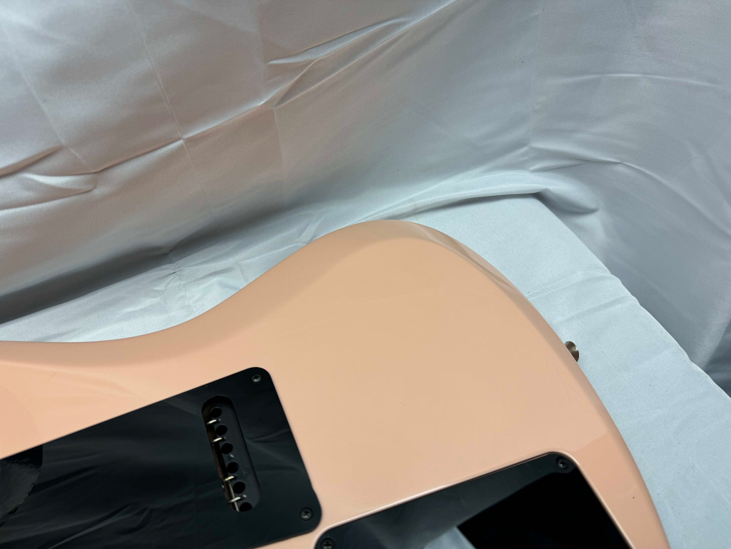 Knaggs Tuckahoe Trembuck #70 Guitar with Case 2023 - Shell Pink / Mahogany body / Maple neck / Nickel hw / Gloss finish