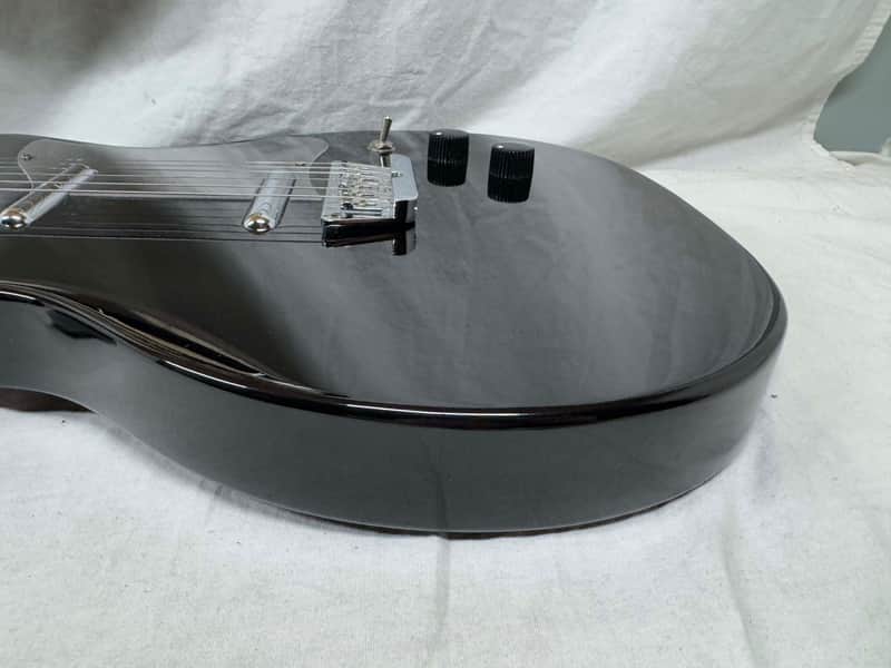 Danelectro '56 U2 Pro Guitar with Gig Bag - Image 19