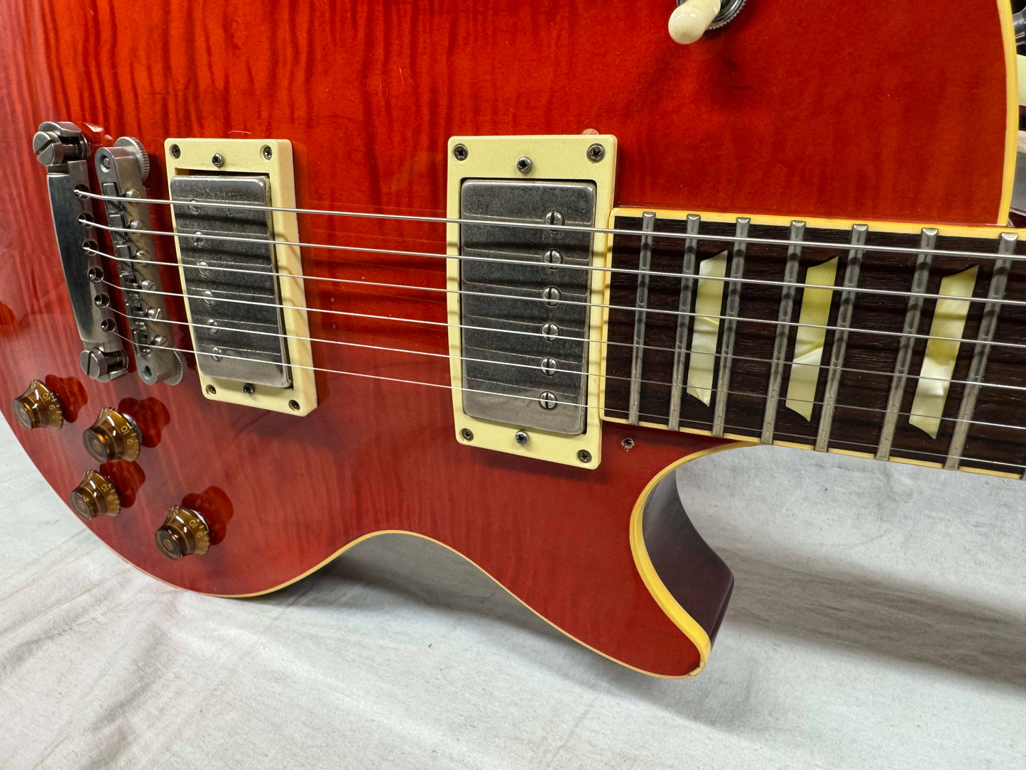 Epiphone Les Paul Guitar with Case - Open Book Headstock - MIJ Made In Japan