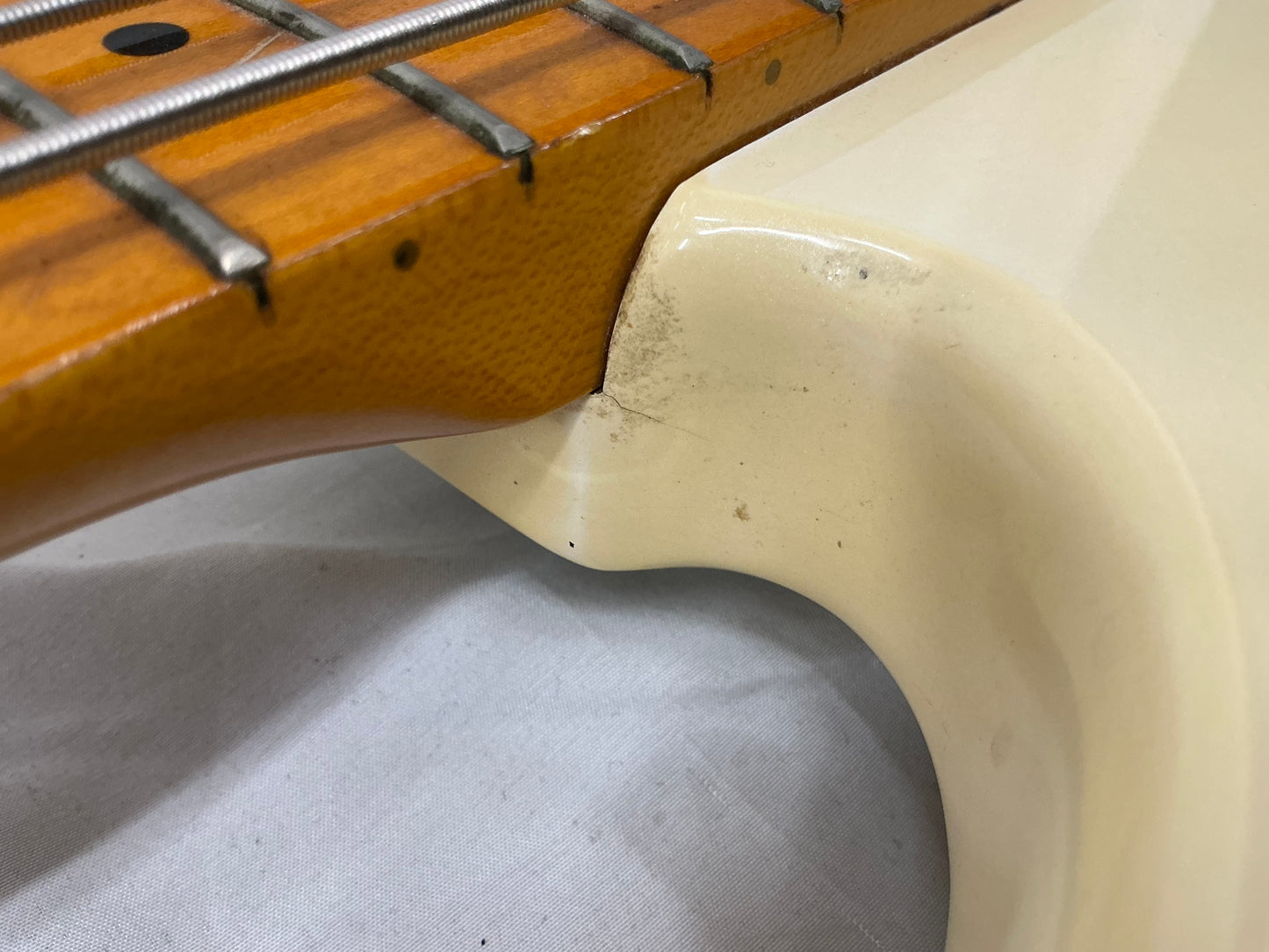 Kramer Striker 700ST Bass Guitar