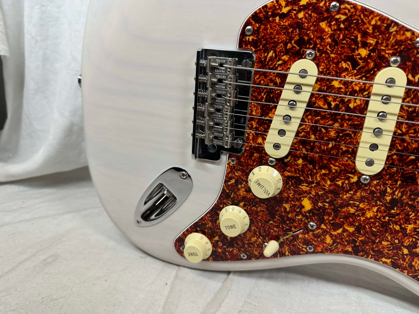 Fender USA Parts Stratocaster Guitar - Deep C shape American Professional II neck on American Professional Thinline Body  - White Blonde / Fender neck