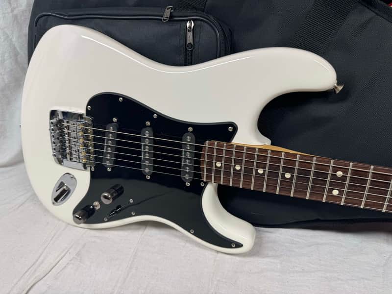 Fender American Performer Stratocaster Guitar with Rexylab Ultimate Strat upgrades/mods + Case - Image 2